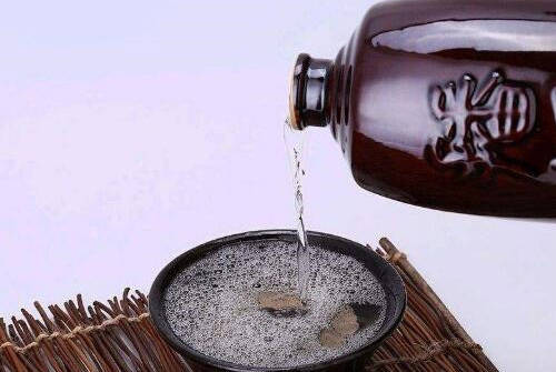 2019飞天茅台生肖猪酒价格一路飙升?如何抢到最优惠的购买方式?