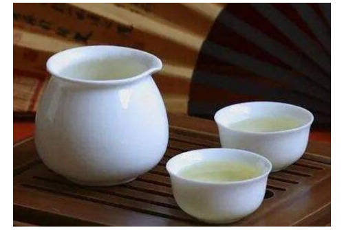 贵州茅台迎宾酒一箱多少钱,怎么购买?
